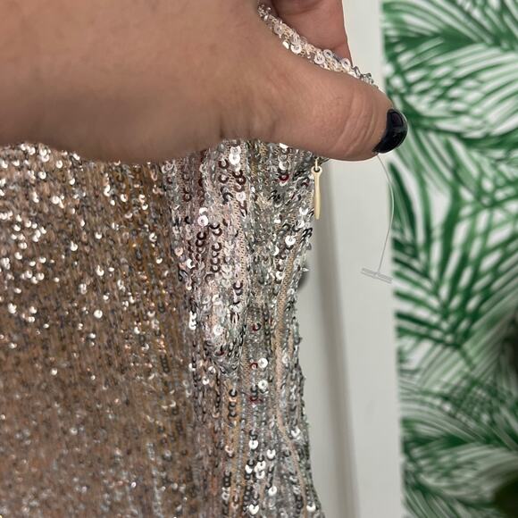 NWT NBD Silver Sparkle One Shoulder Mini Dress Sz S - Picture 2 of 4